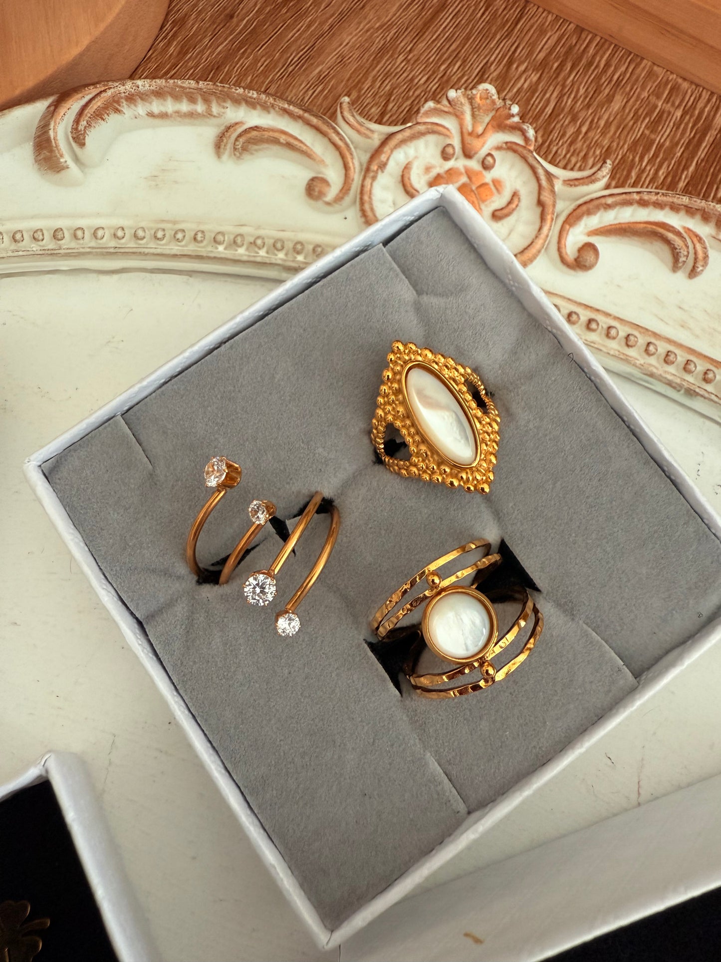 Coffret lot de 3 bagues : Pierre de soleil Zircon