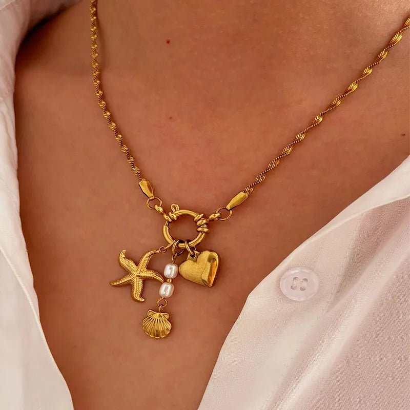 Collier Summer