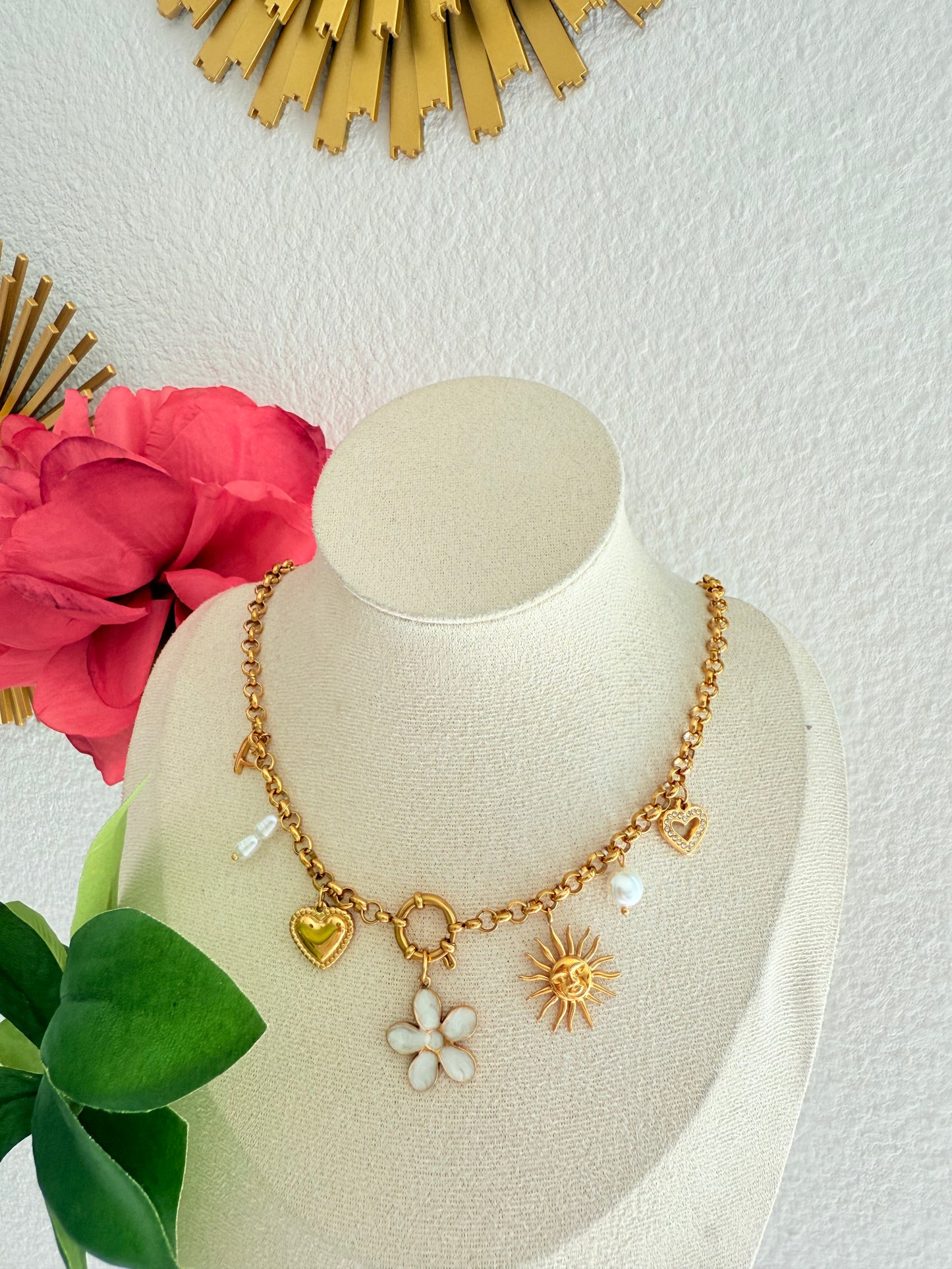 Collier Lucy