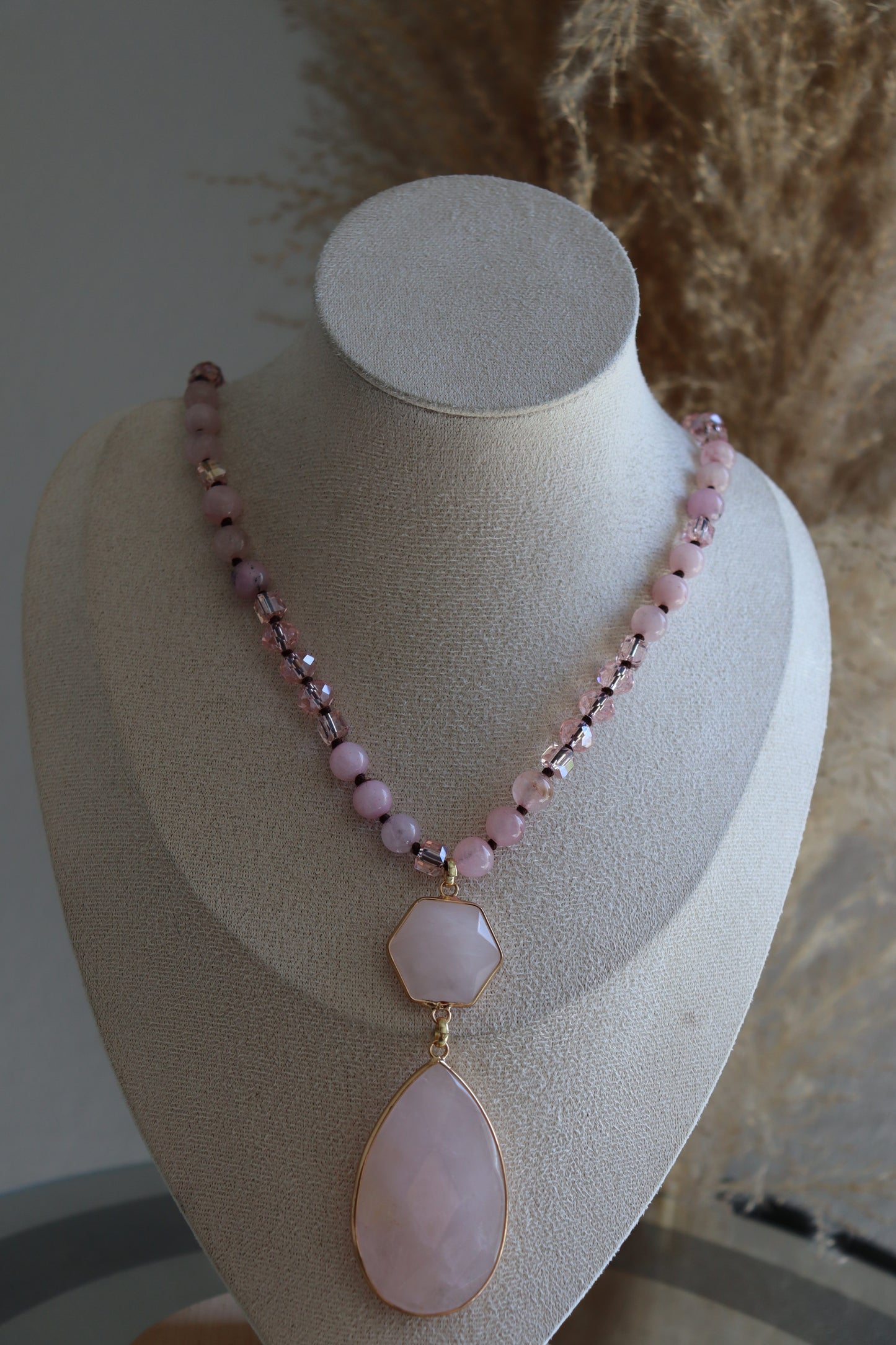 Sautoir Quartz Rose – Amour & Douceur