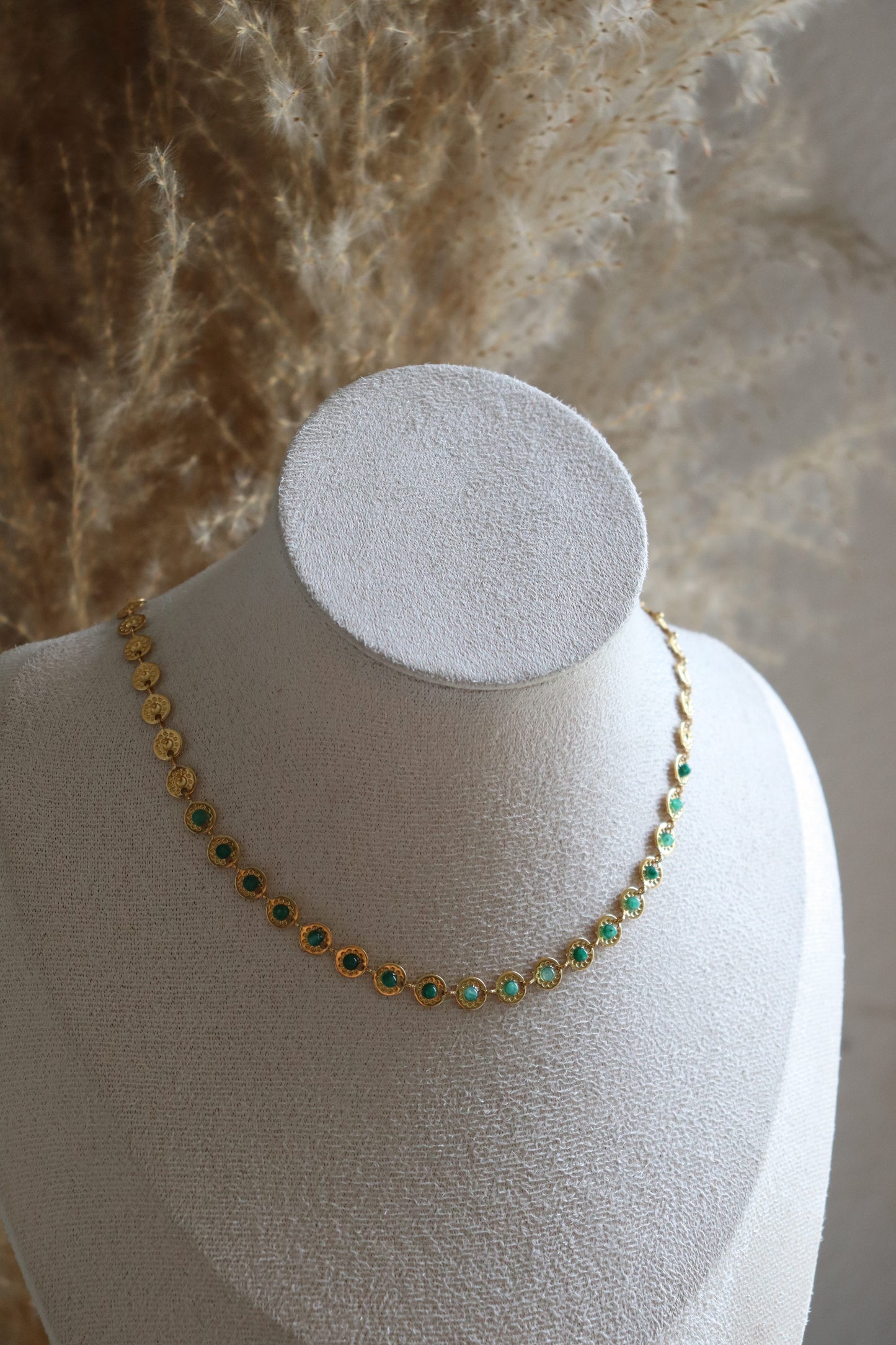 Collier Asma