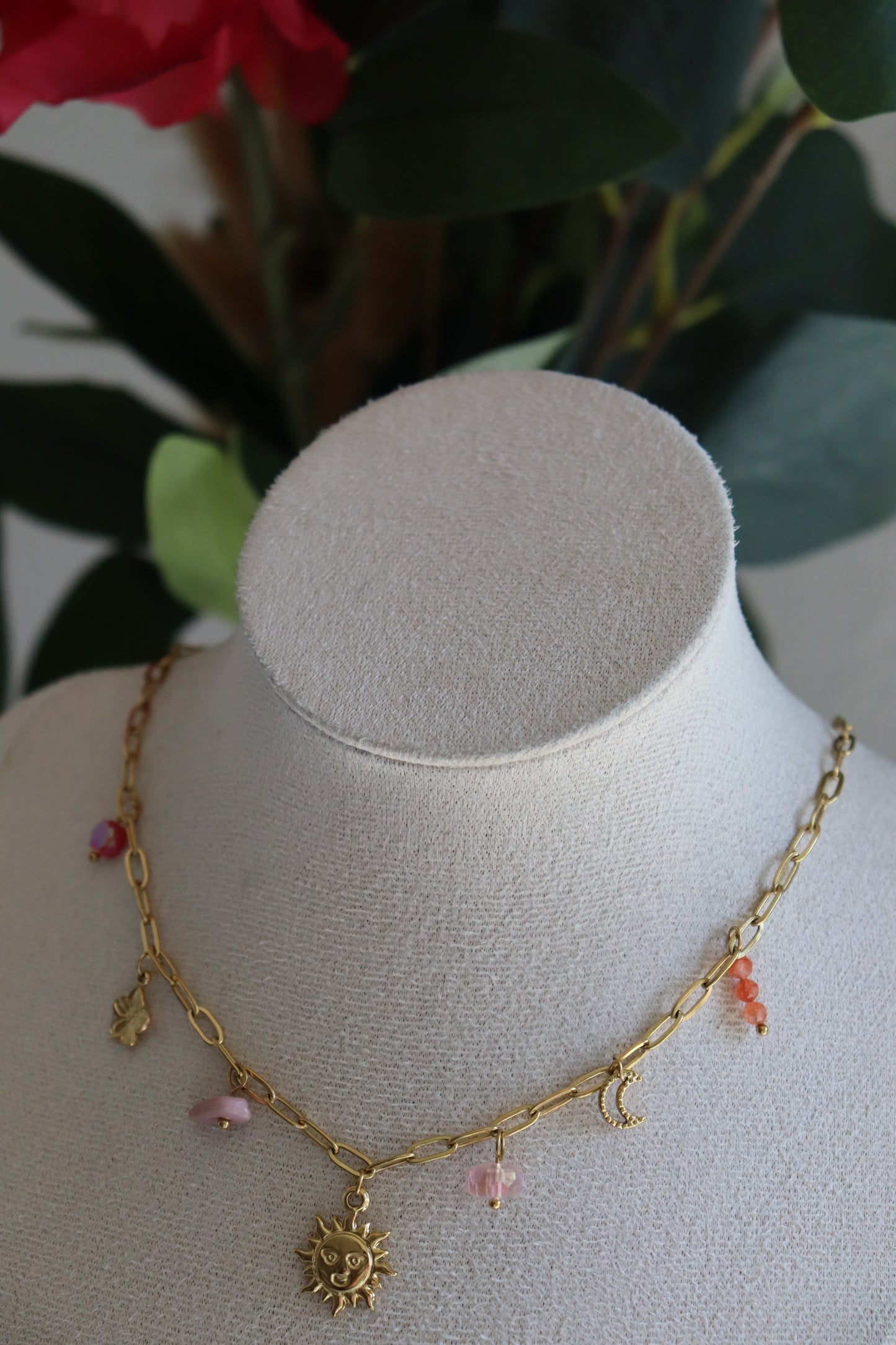 Collier Multi-charms lys