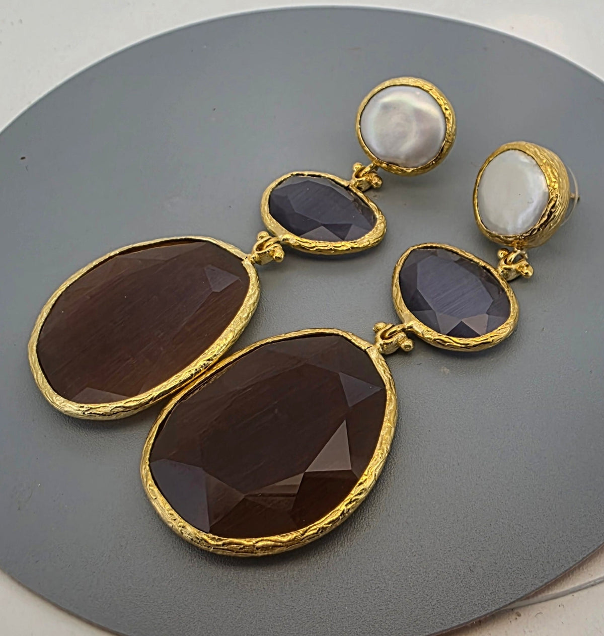 Boucle d'oreille : Glow Line - Perle violet-brun