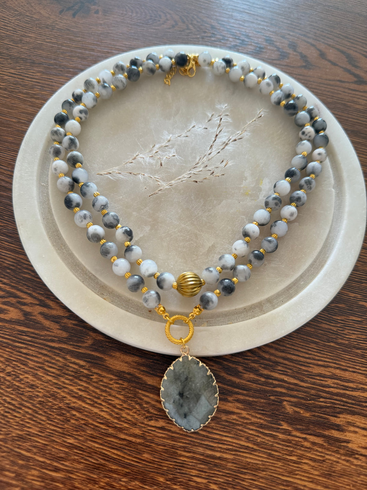 Collier Sila - Véritable pierres naturelles ~ Labradorite blanche