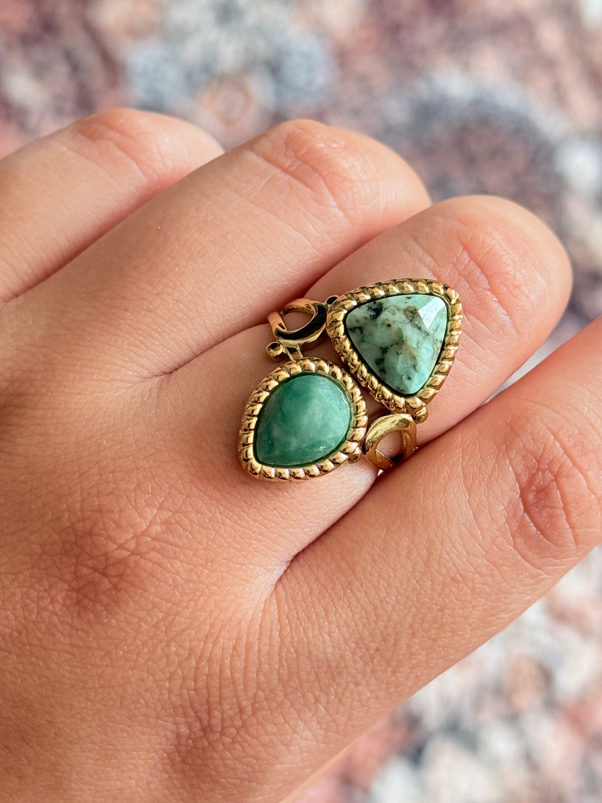 Bague Lorelai ~ 2 pierres naturelles, goutte et triangle