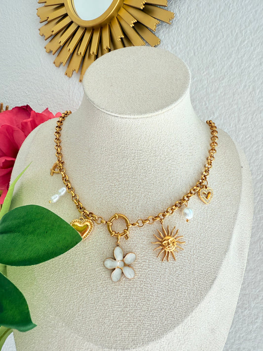 Collier Lucy