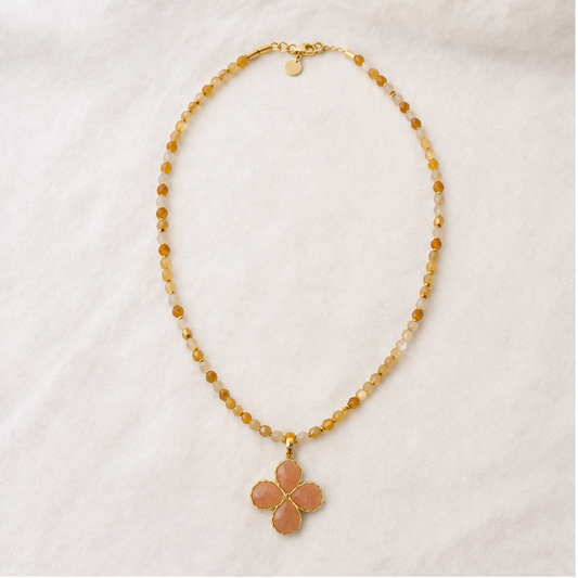 Collier en Citrine & Pendentif Fleur en Pierre de Soleil